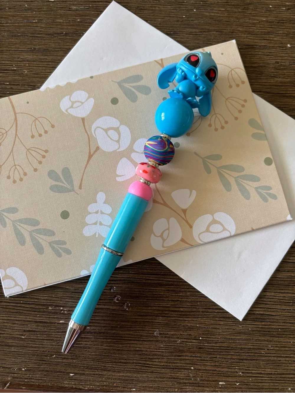 Disney Doorables: Lilo & Stitch: Stitch love dual color handmade beaded pen